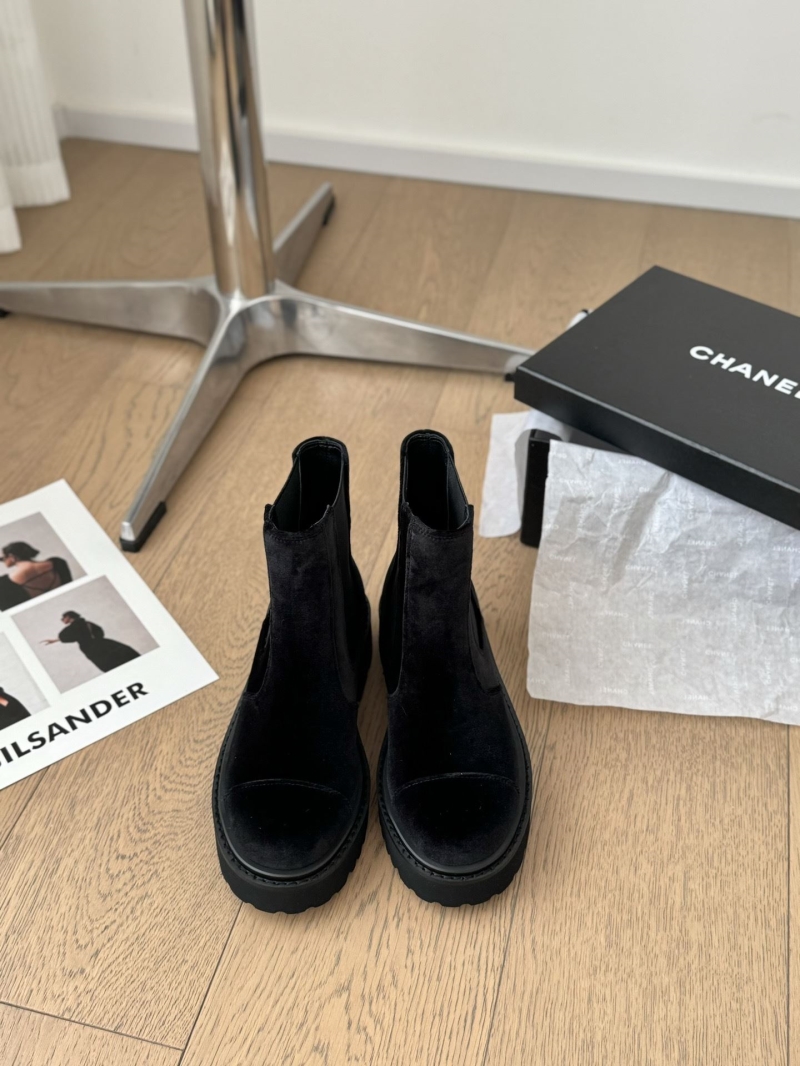 Ch*el boots
